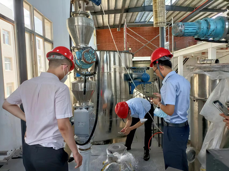 優明科對客戶回訪是認證的，副總經理攜技術回訪碳酸鋰生產廠家