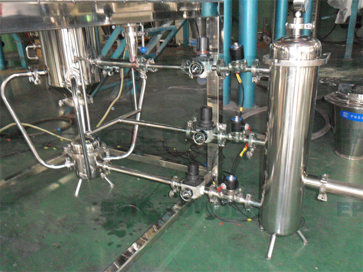 實驗型對撞式氣流磨